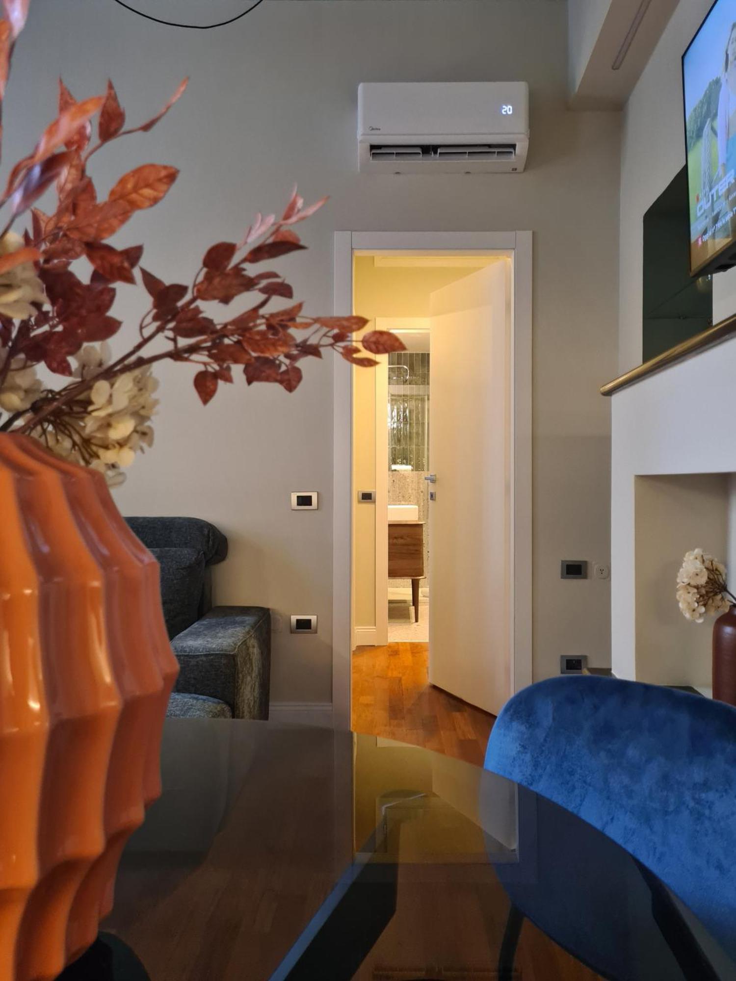 Serendipity Apartments - Missori มิลาน ภายนอก รูปภาพ